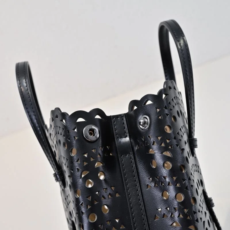 Packable Alaia Shopping Bags 45504