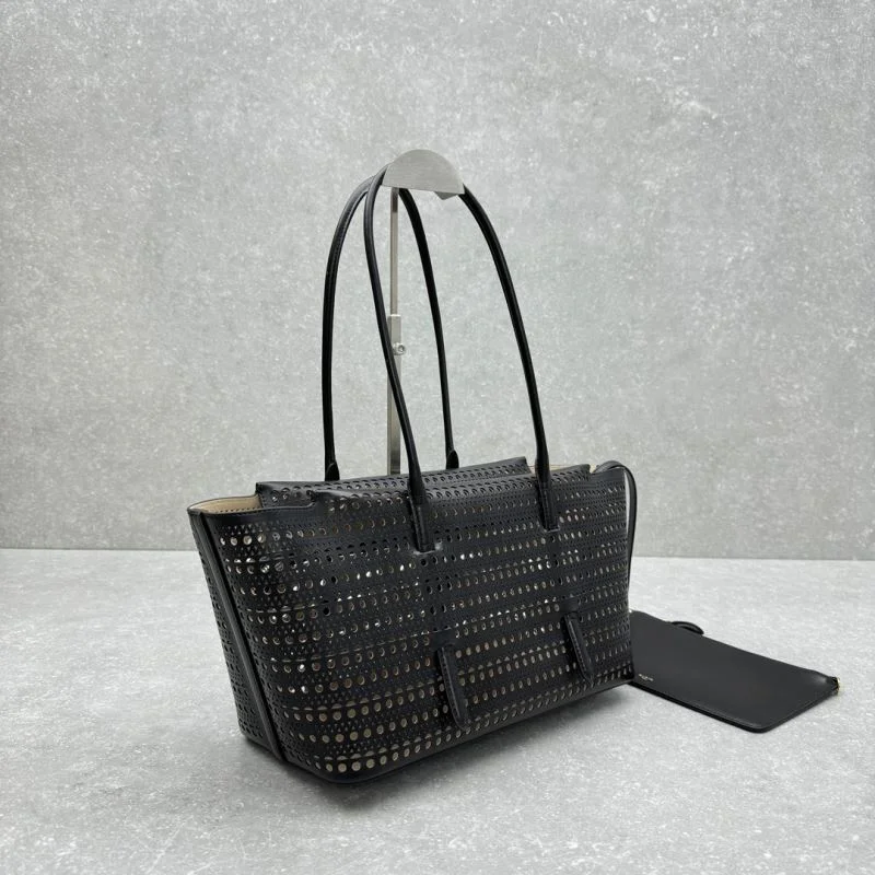 Alaia Shopping Bags Popular 55818
