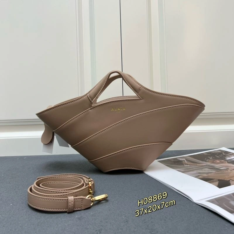 Alaia Top Handle Bags TechFriendly 84896