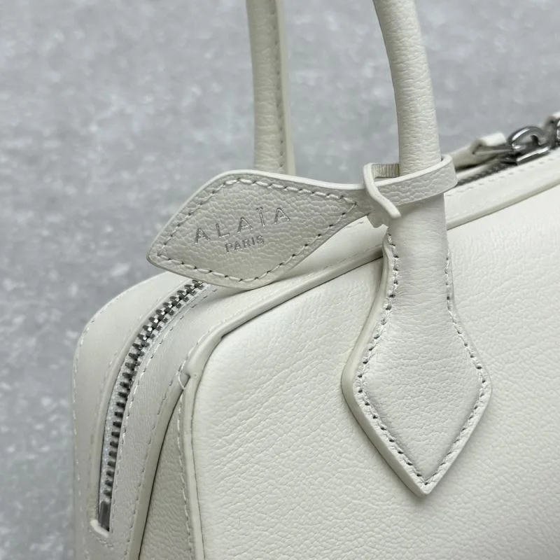 Alaia Top Handle Bags Comfortable 55809