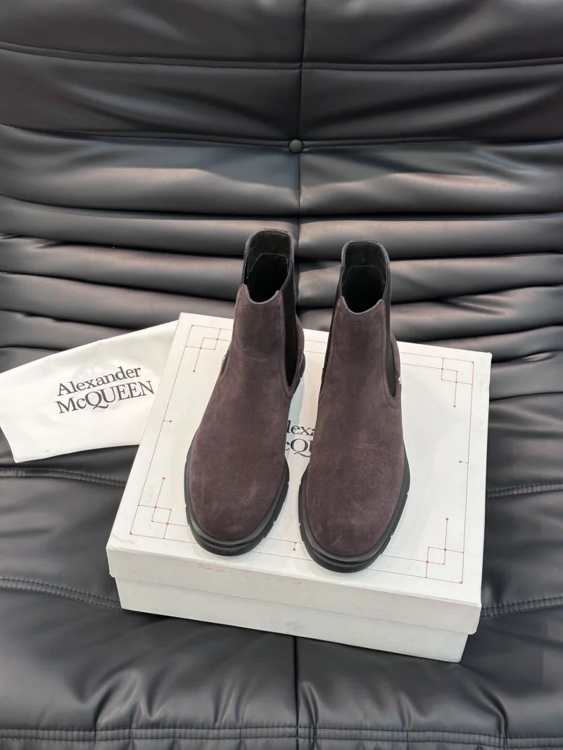 Alexander Mcqueen Boots Sleek 16324