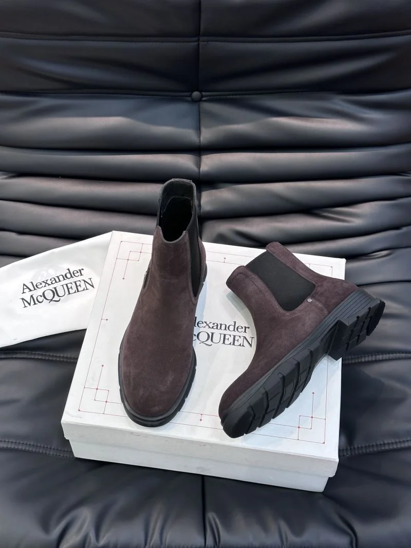 Alexander Mcqueen Boots Sleek 16324