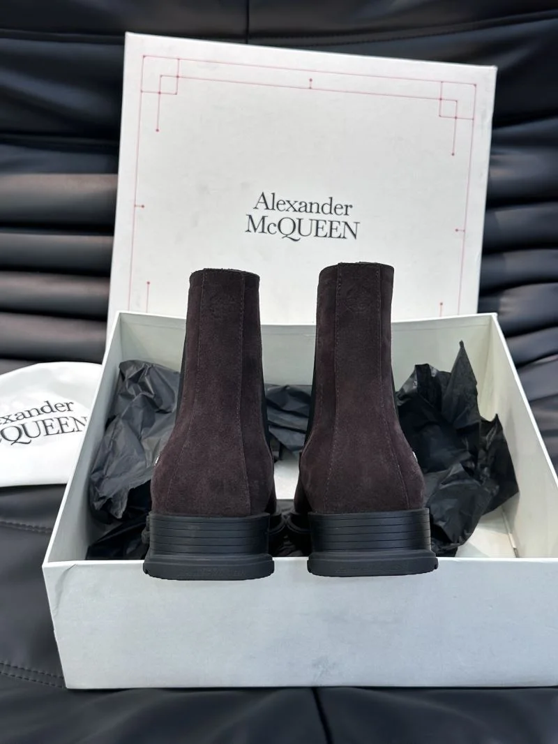 Alexander Mcqueen Boots Sleek 16324