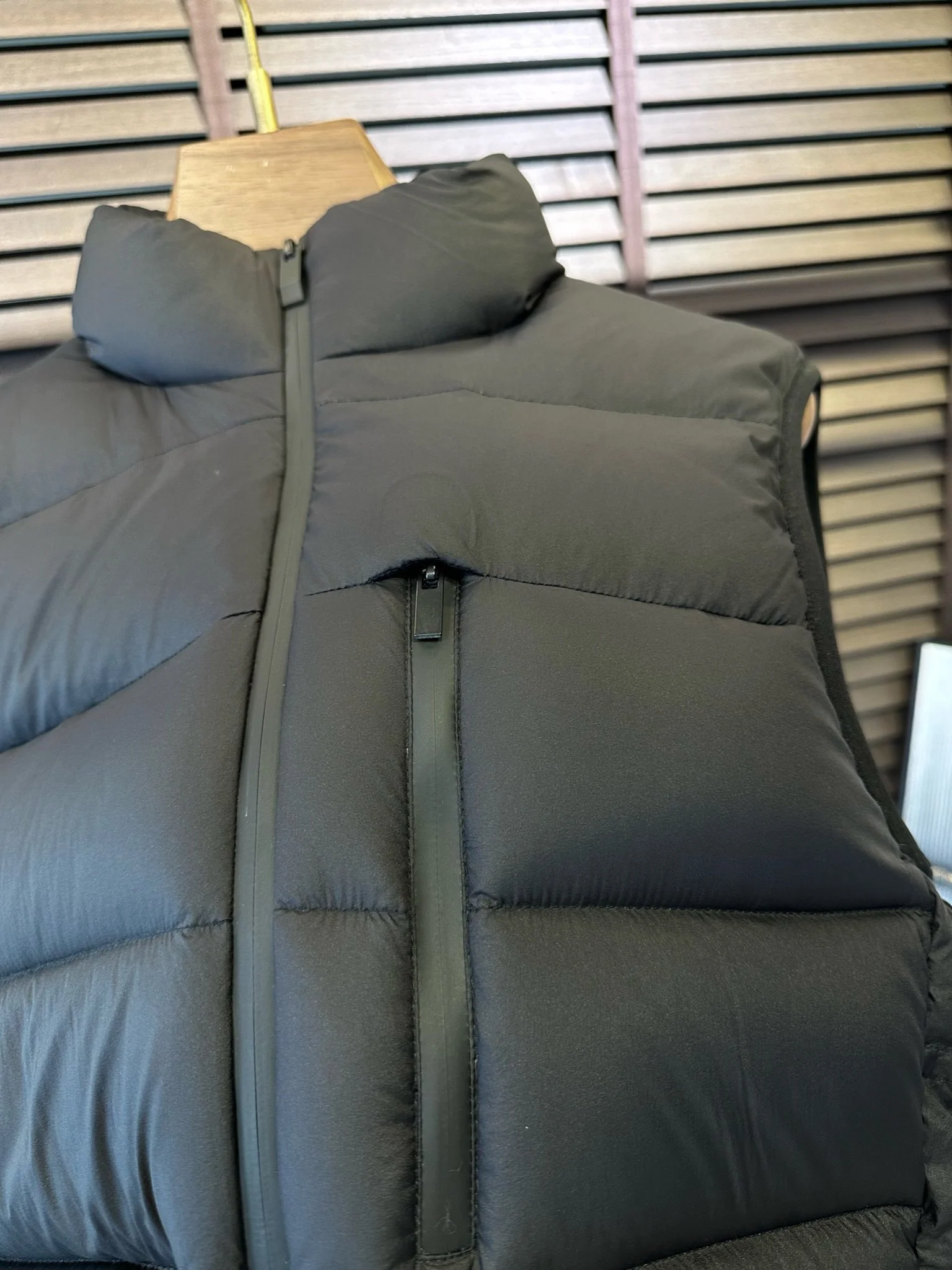 Sleek Alexander Mcqueen Down Jackets 165486