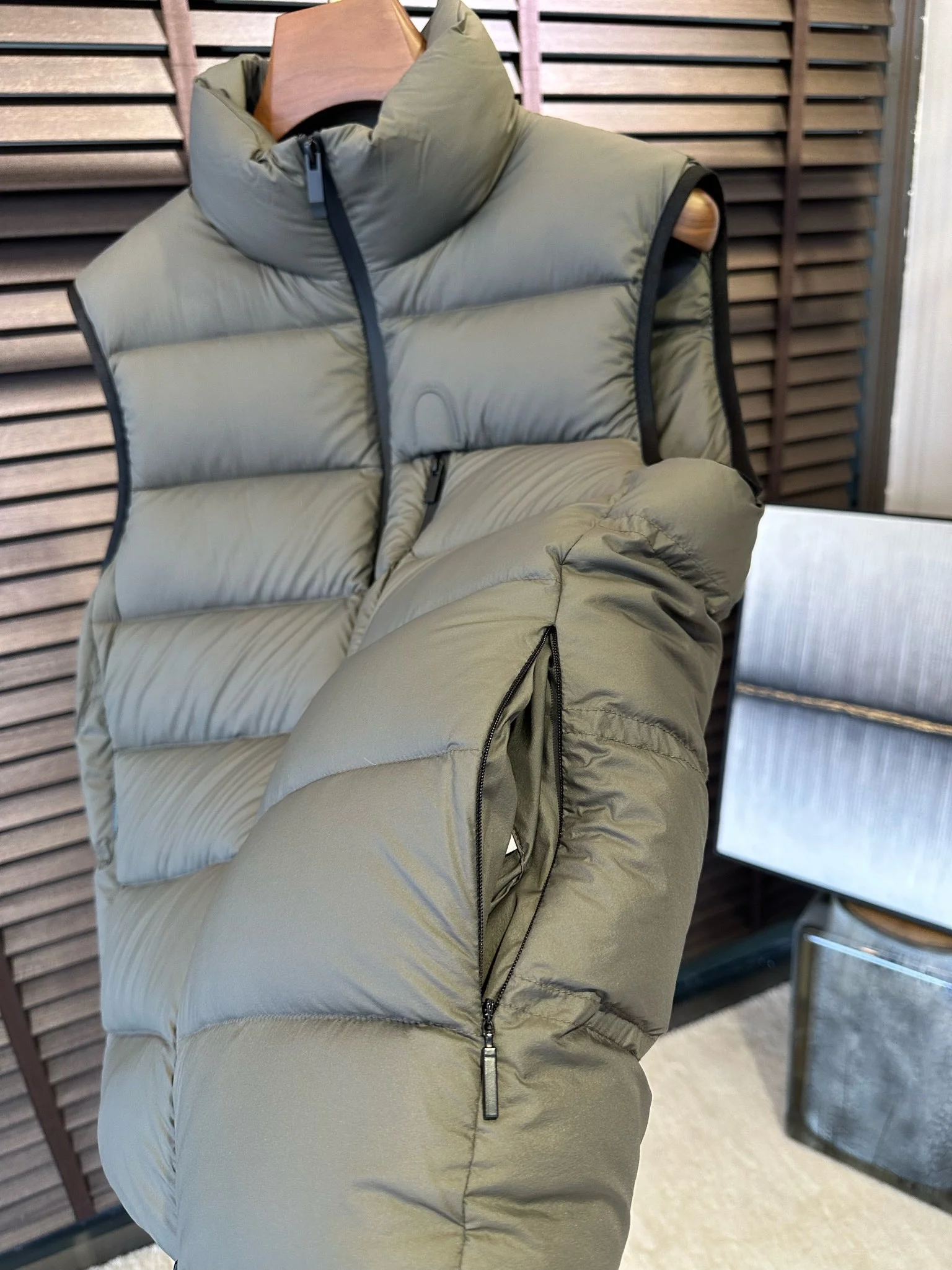 TravelReady Alexander Mcqueen Down Jackets 165487