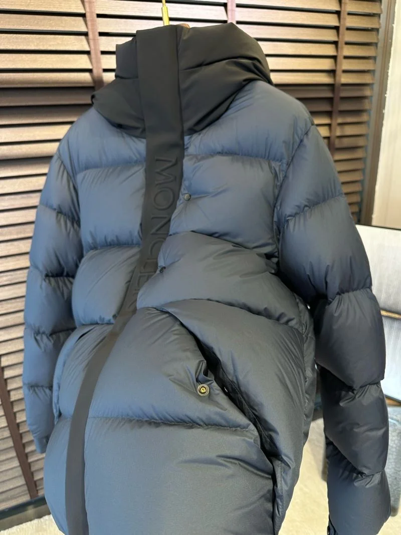 Alexander Mcqueen Down Jackets Lightweight 164693
