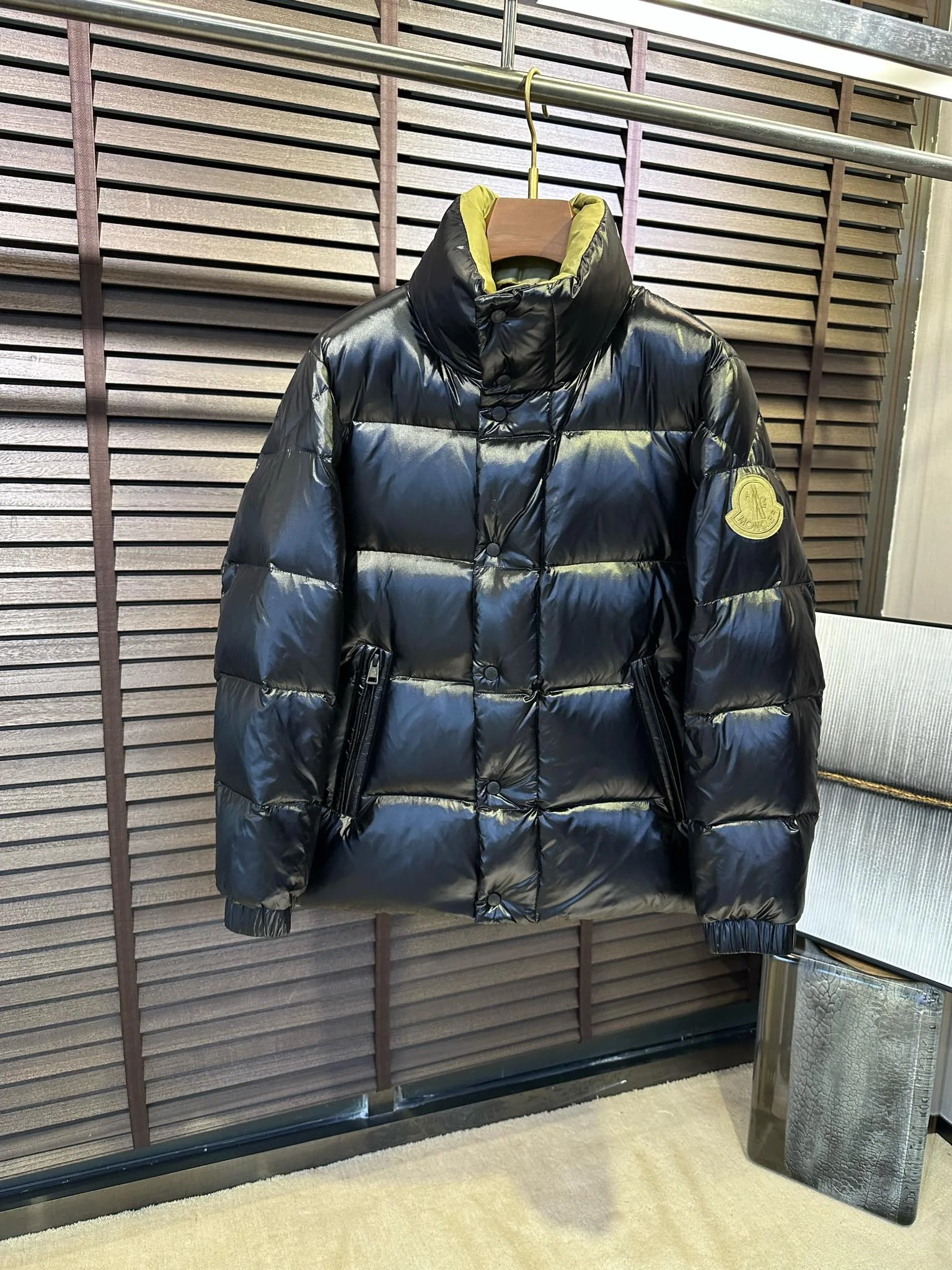 Alexander Mcqueen Down Jackets Supportive 165055