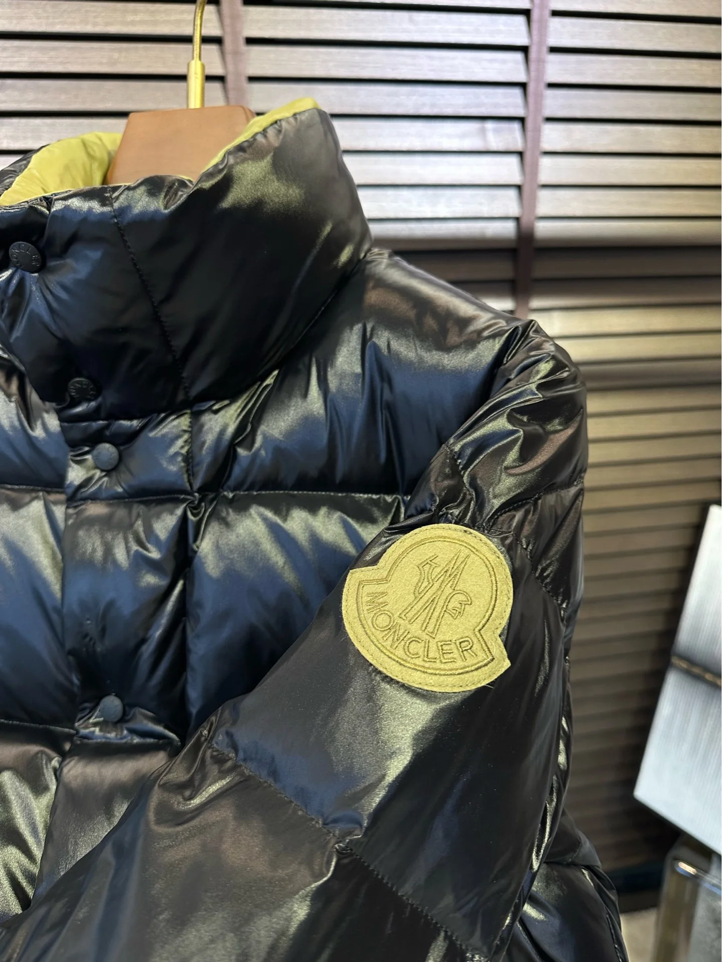 Alexander Mcqueen Down Jackets Supportive 165055