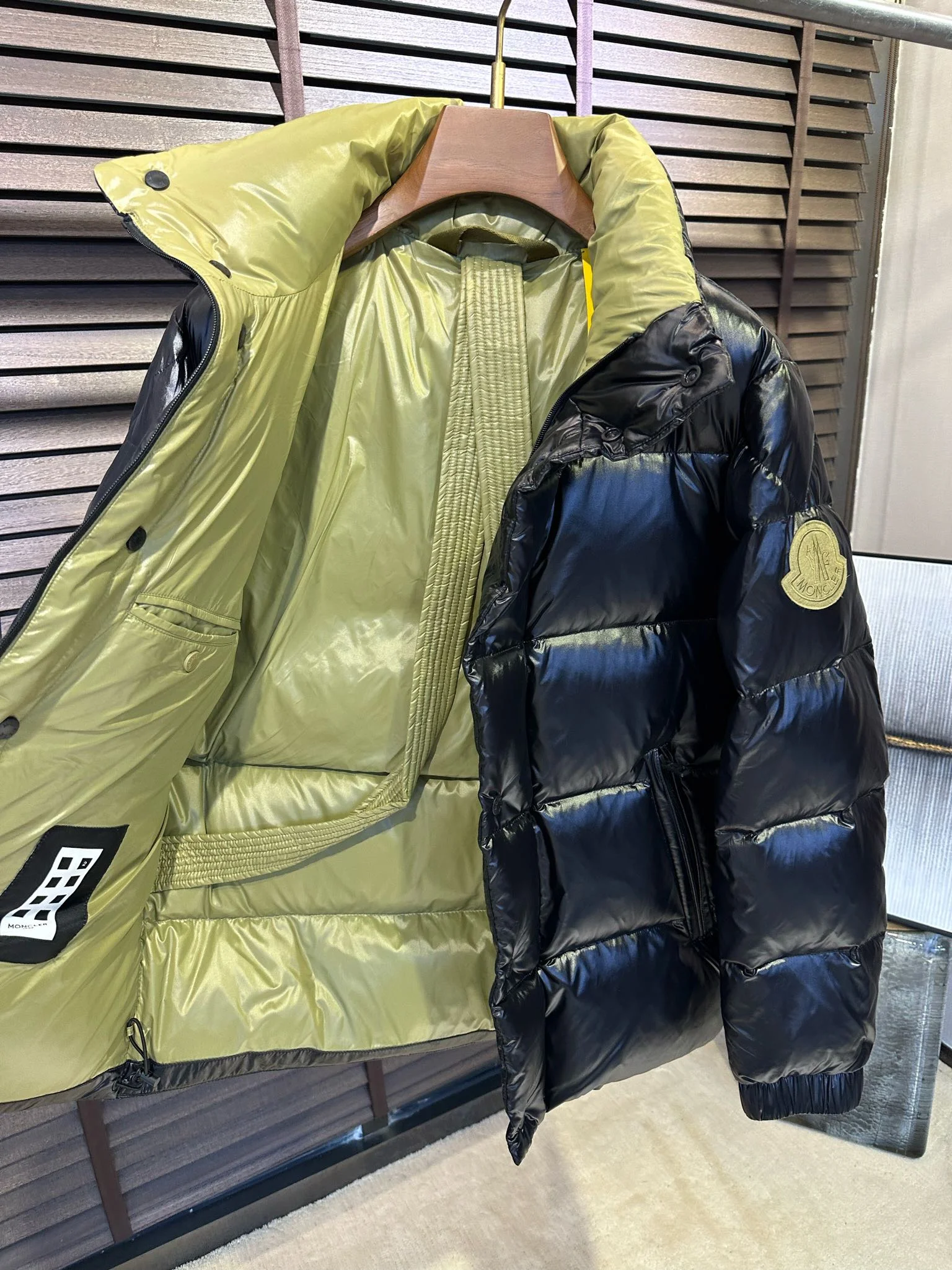 Alexander Mcqueen Down Jackets Supportive 165055