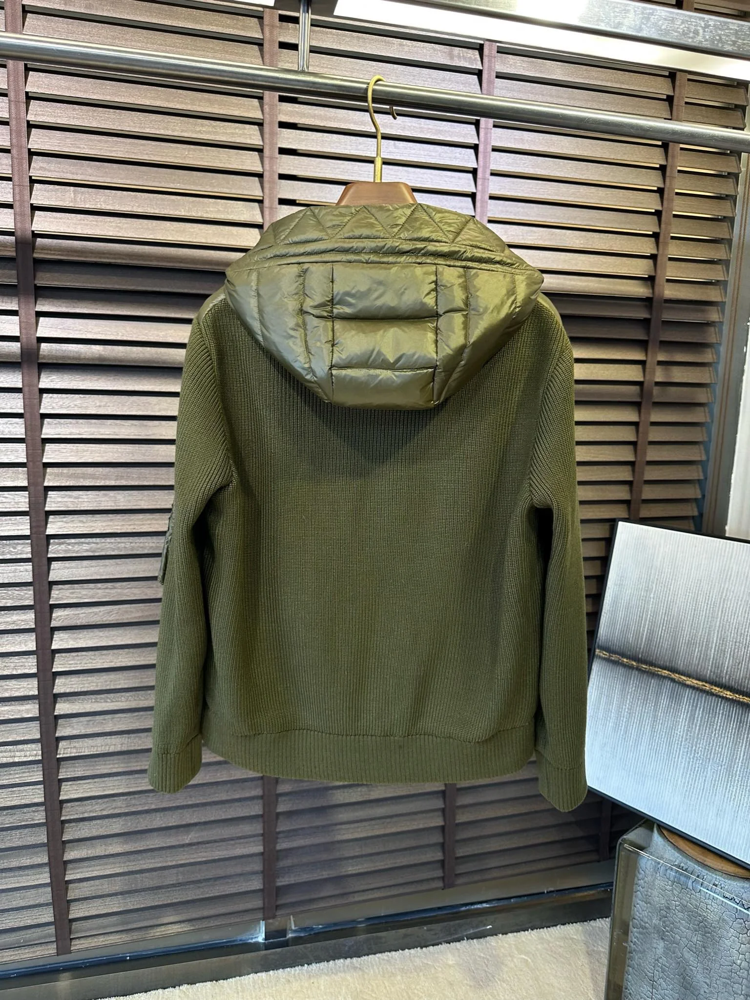 OdorResistant Alexander Mcqueen Down Jackets 165057