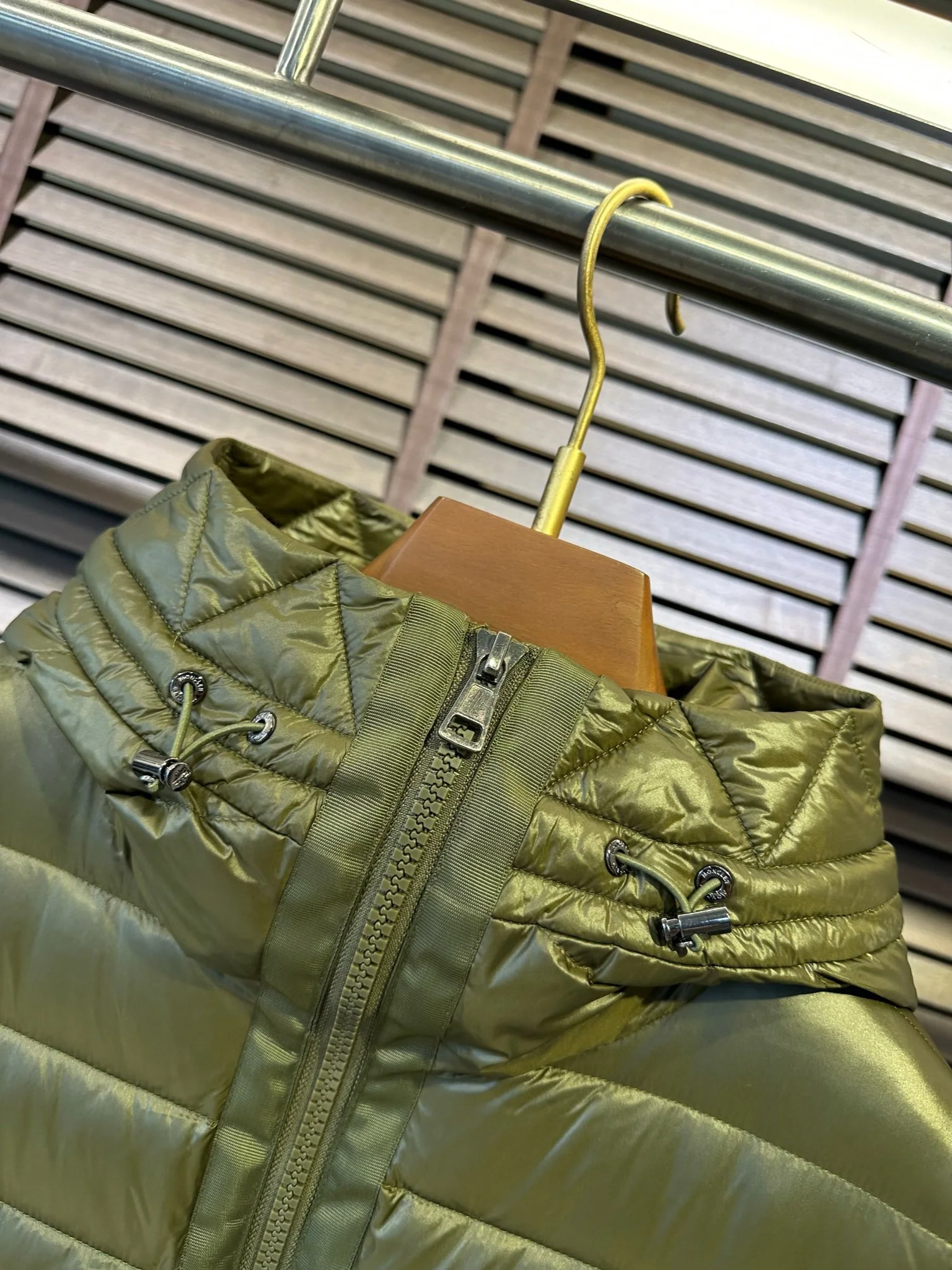 OdorResistant Alexander Mcqueen Down Jackets 165057
