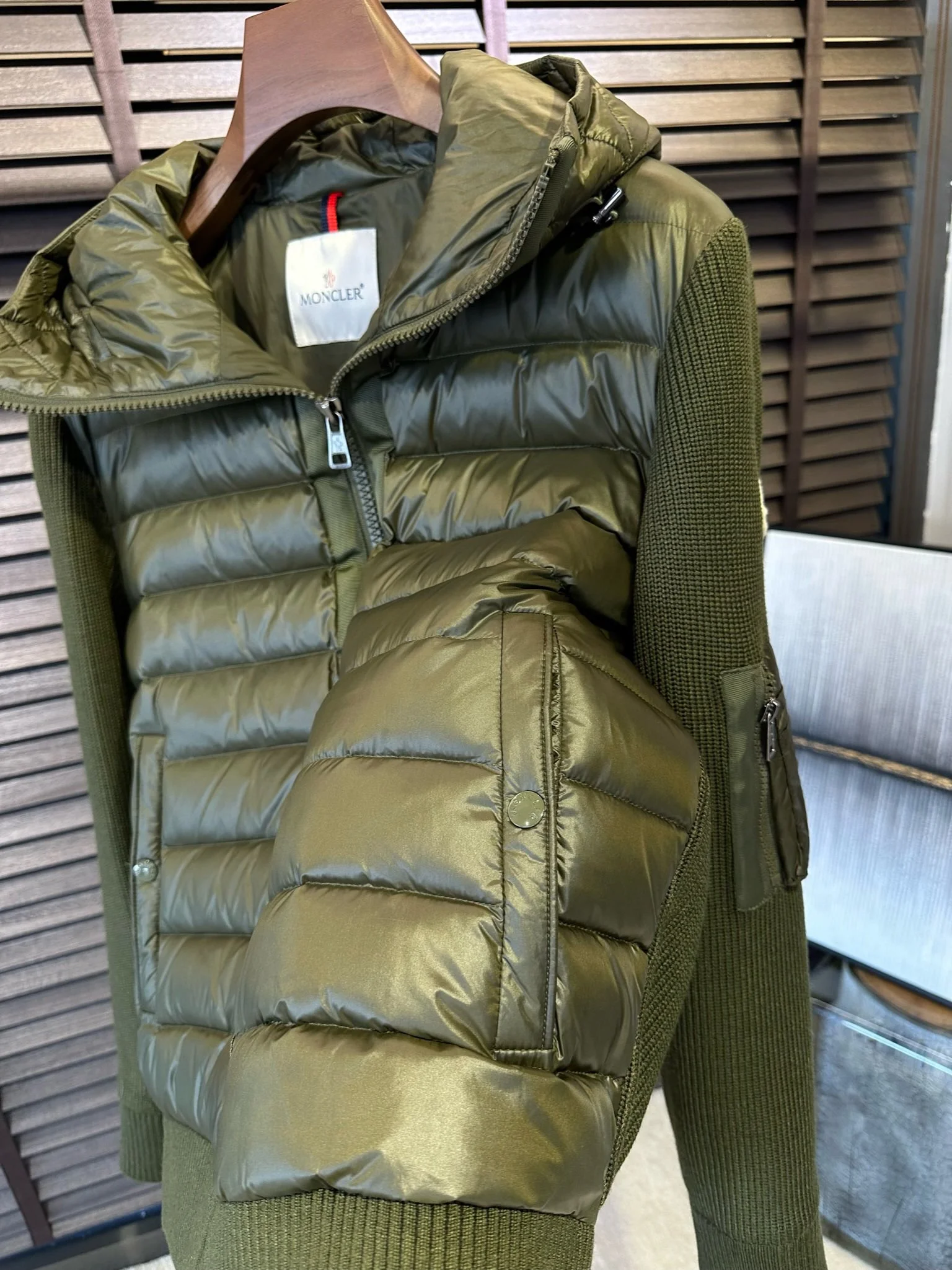 OdorResistant Alexander Mcqueen Down Jackets 165057