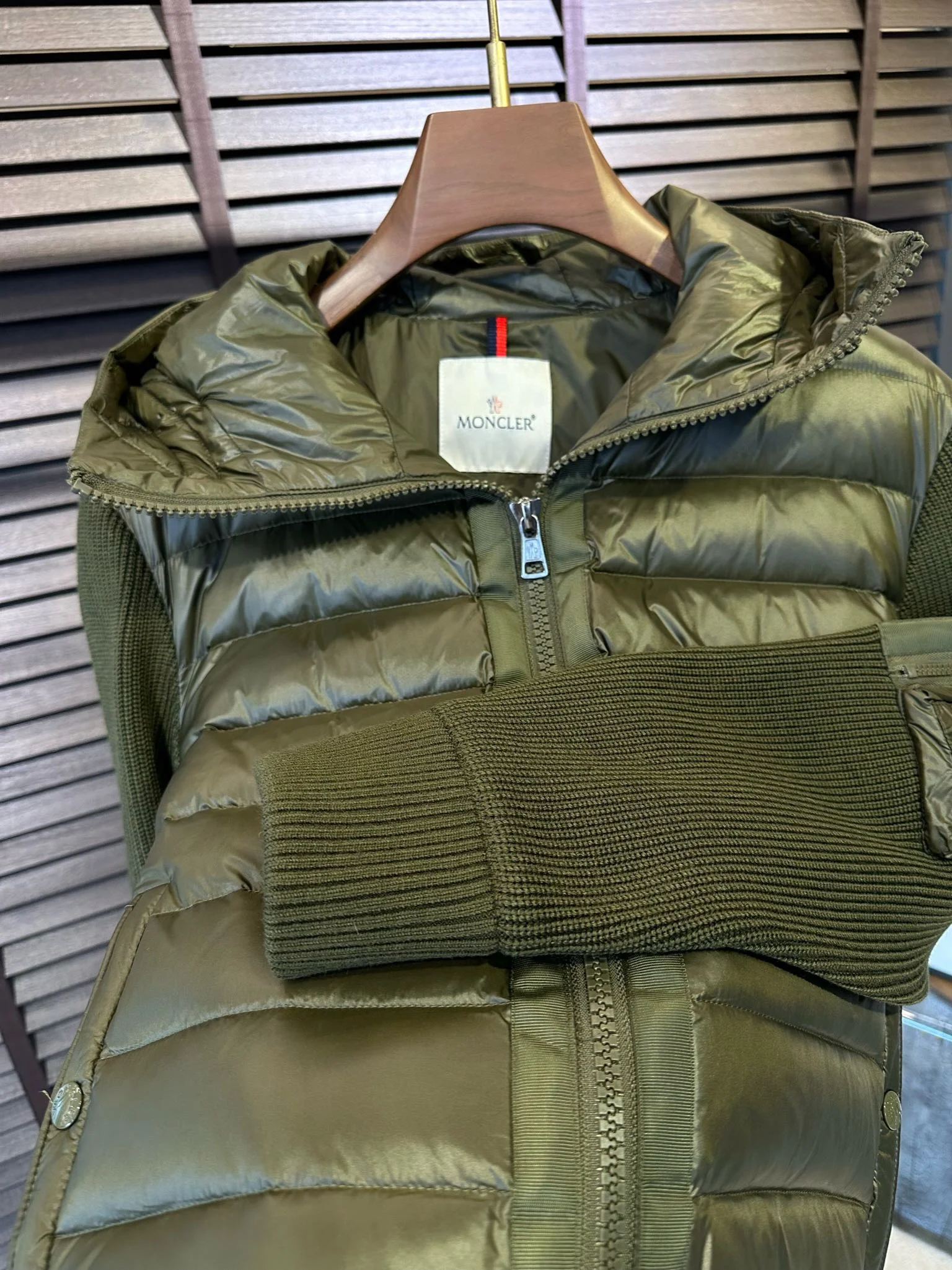 OdorResistant Alexander Mcqueen Down Jackets 165057