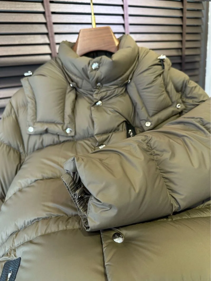 WeatherProof Alexander Mcqueen Down Jackets 164856