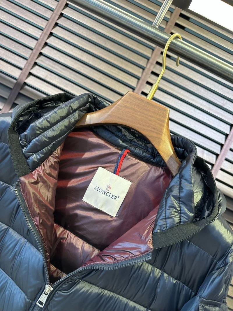 EyeCatching Alexander Mcqueen Down Jackets 164864