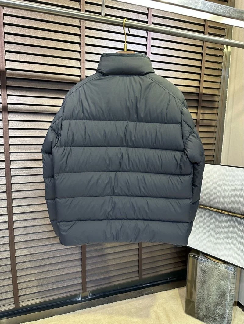 SmoothTexture Alexander Mcqueen Down Jackets 164852