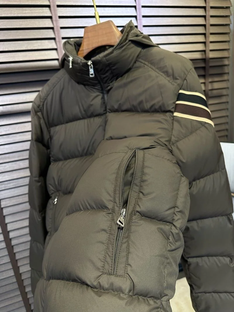 Alexander Mcqueen Down Jackets Resilient 164850