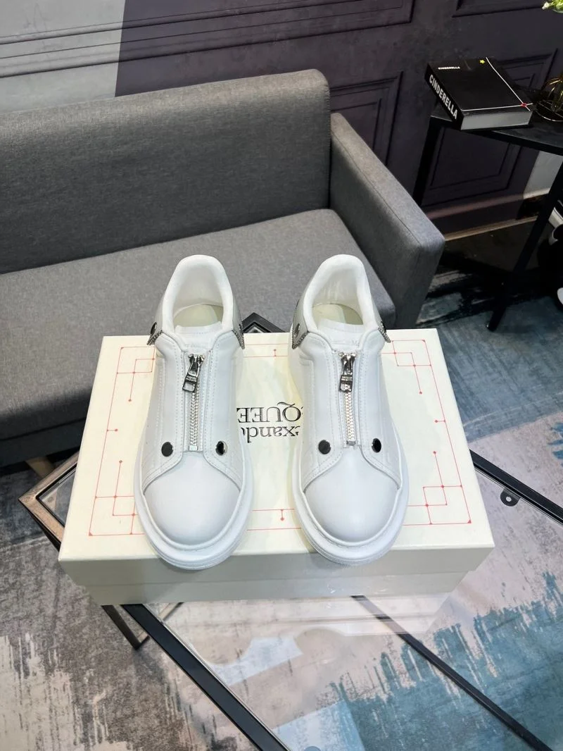 Alexander Mcqueen Low Shoes DailyWear 16322