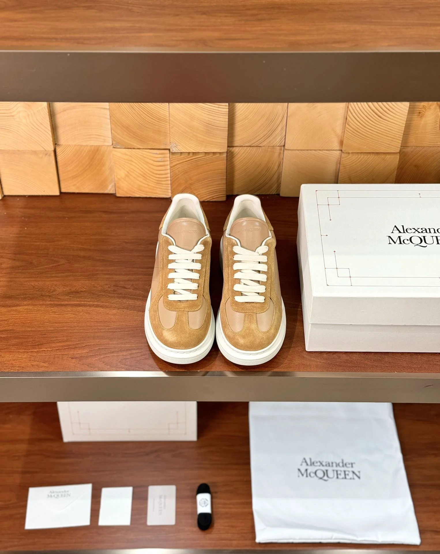Alexander Mcqueen Low Shoes Timeless 16396