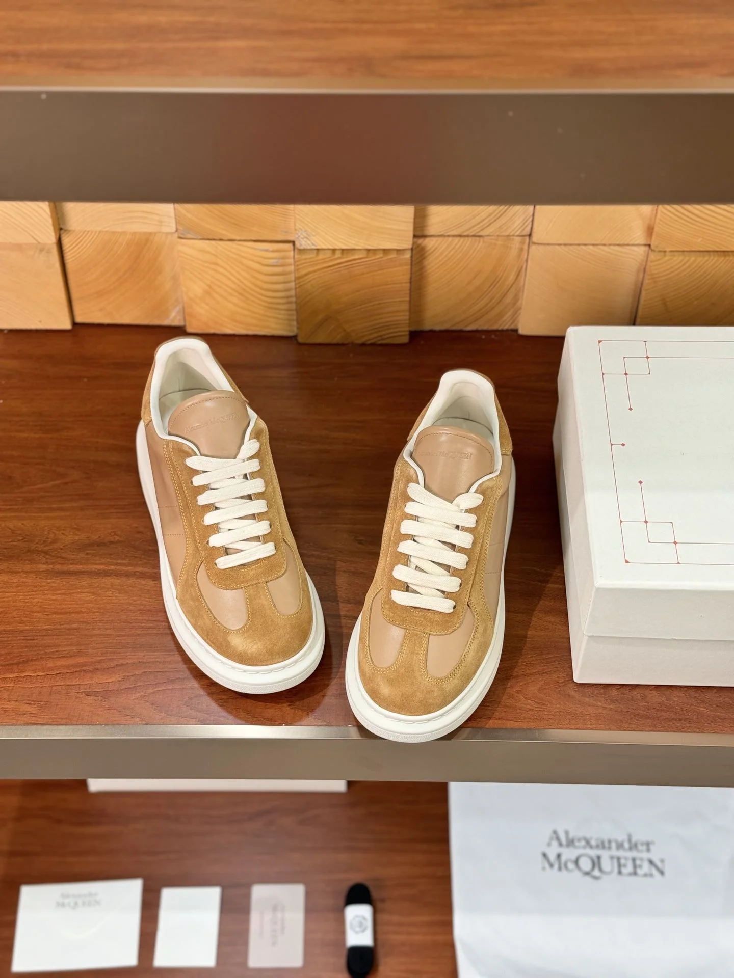 Alexander Mcqueen Low Shoes Timeless 16396