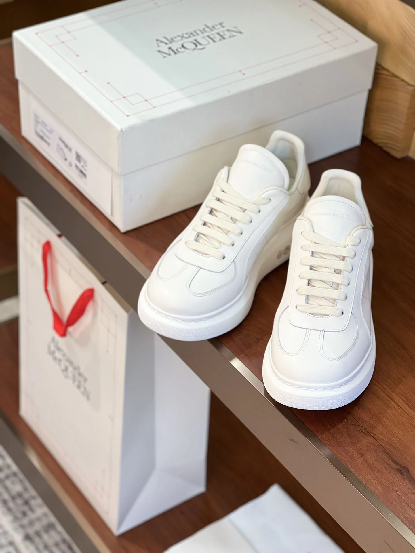 TechFriendly Alexander Mcqueen Low Shoes 16379