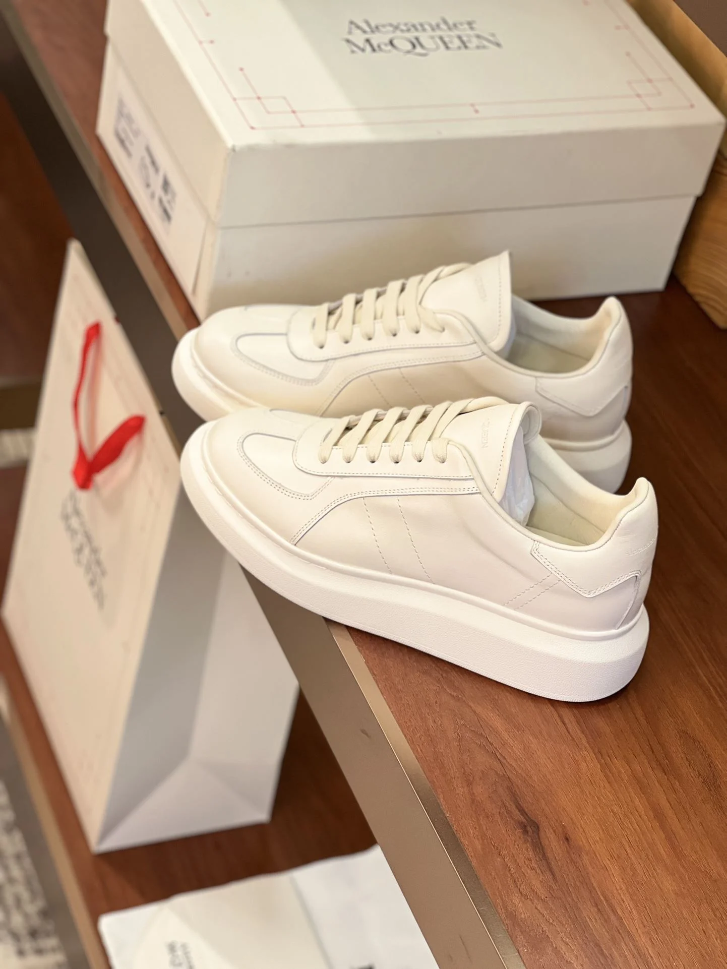 TechFriendly Alexander Mcqueen Low Shoes 16379