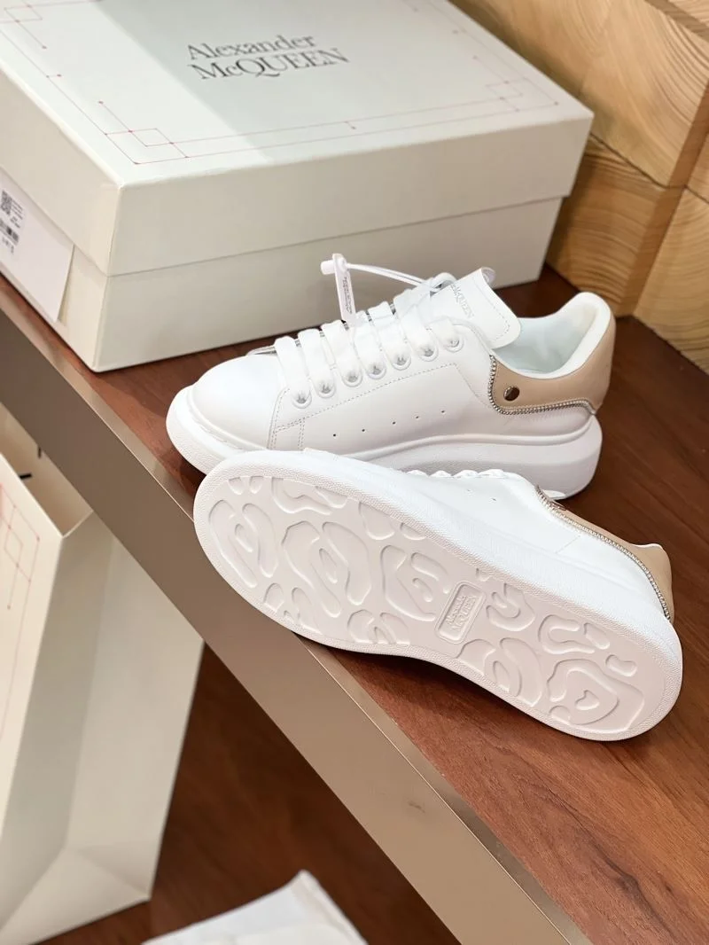 Sporty Alexander Mcqueen Low Shoes 16486