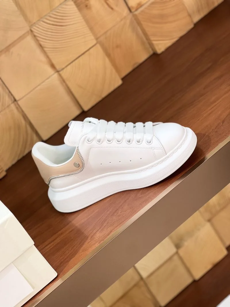 Sporty Alexander Mcqueen Low Shoes 16486