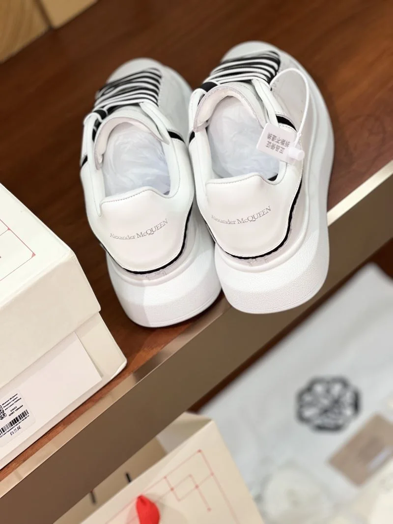 Alexander Mcqueen Low Shoes Durable 16511
