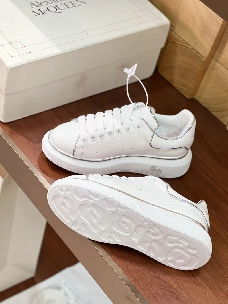Alexander Mcqueen Low Shoes Supportive 16479