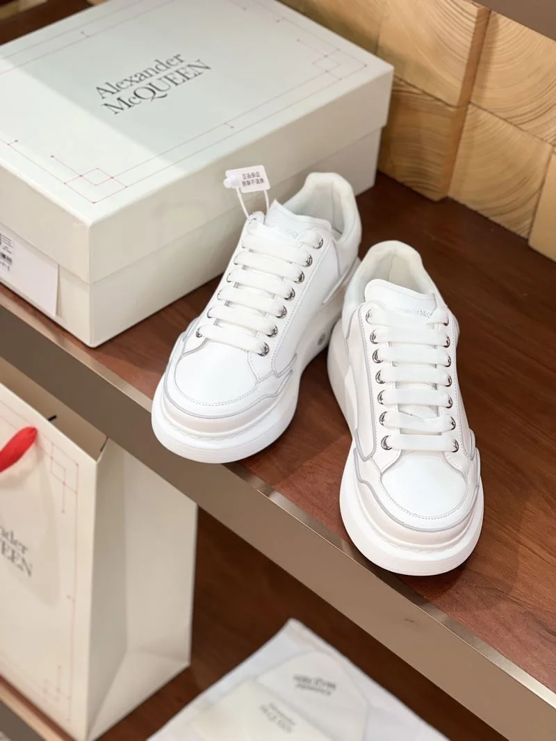 Alexander Mcqueen Low Shoes Bold 16462
