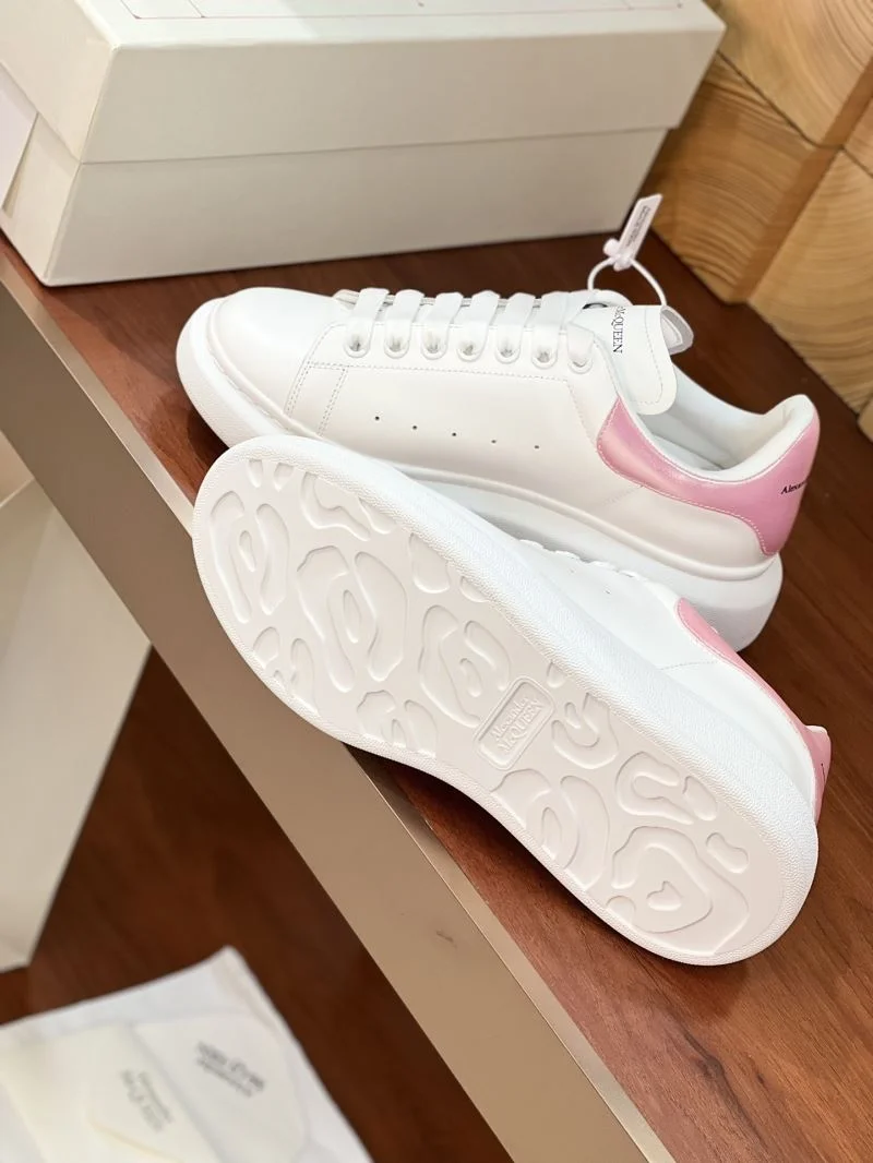 Alexander Mcqueen Low Shoes Affordable 16476