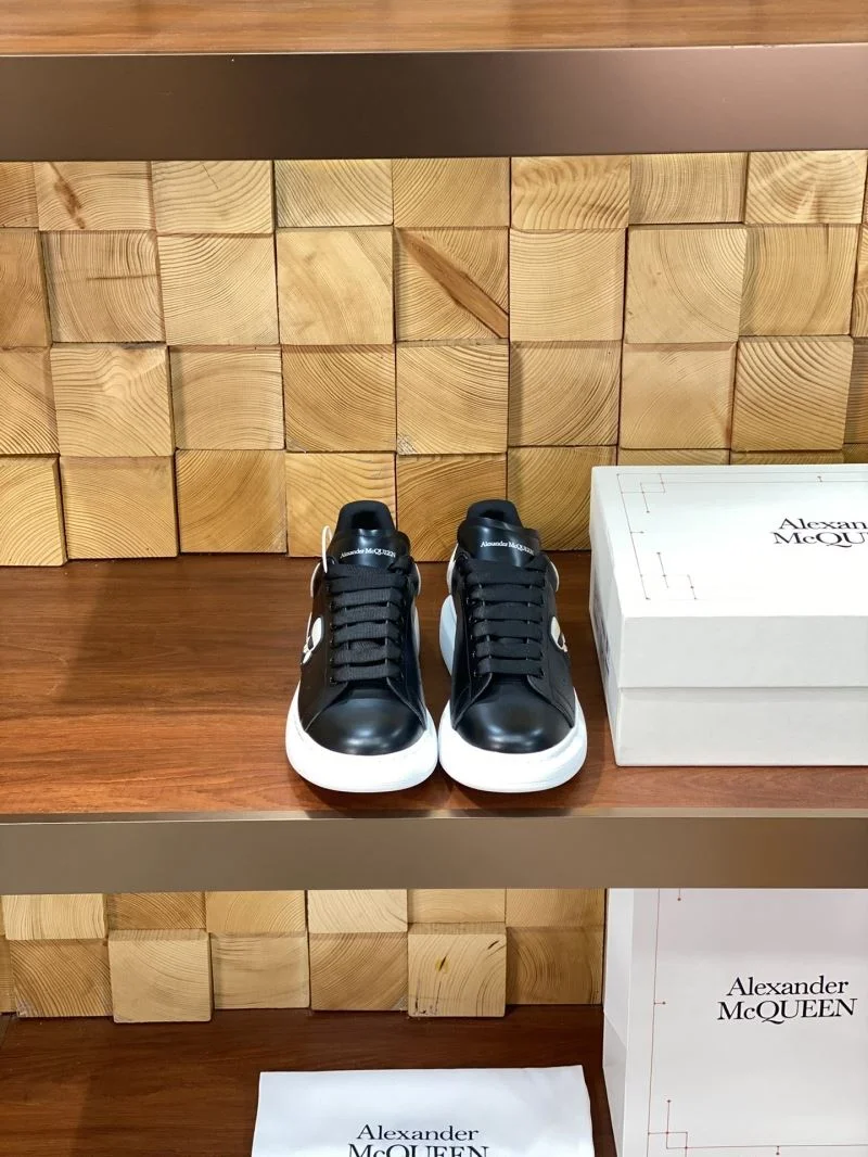Unique Alexander Mcqueen Low Shoes 16474