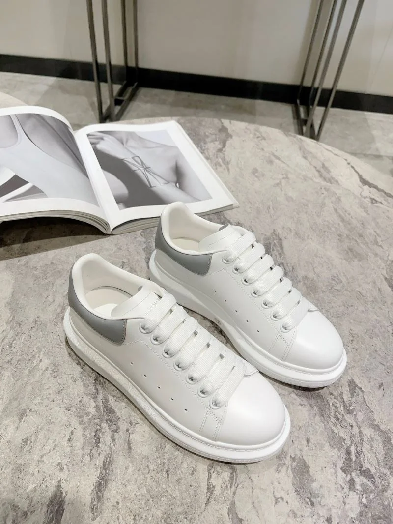 Alexander Mcqueen Low Shoes FreshLook 16489
