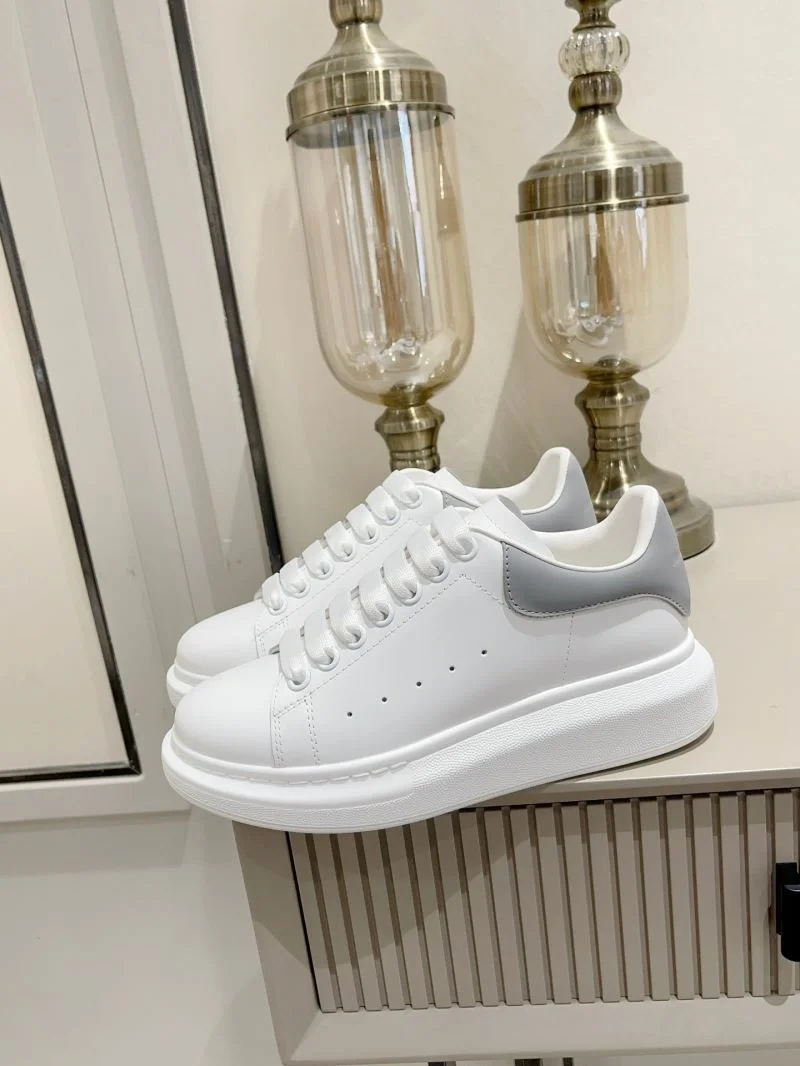 Alexander Mcqueen Low Shoes FreshLook 16489