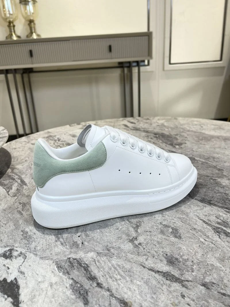 Alexander Mcqueen Low Shoes Resilient 16452