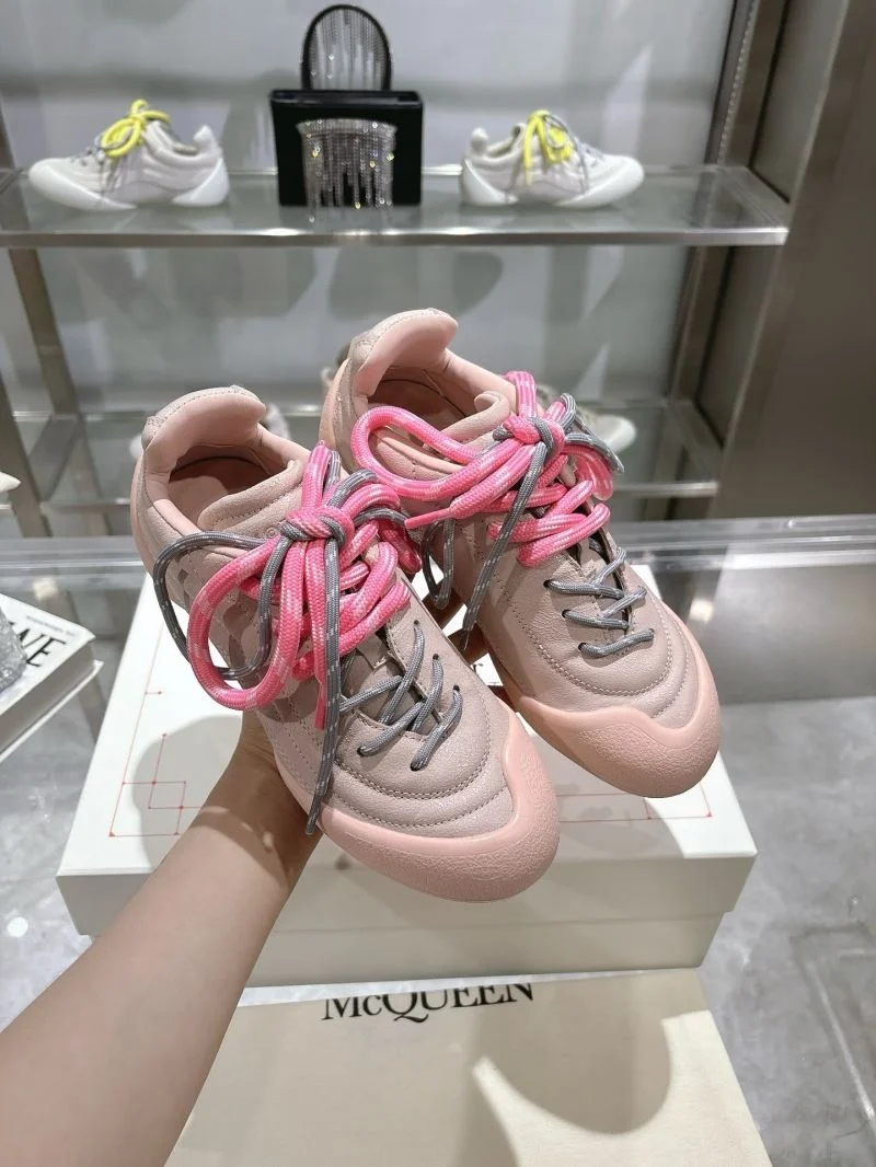 Stylish Alexander Mcqueen Low Shoes 16414