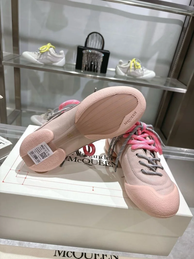 Stylish Alexander Mcqueen Low Shoes 16414