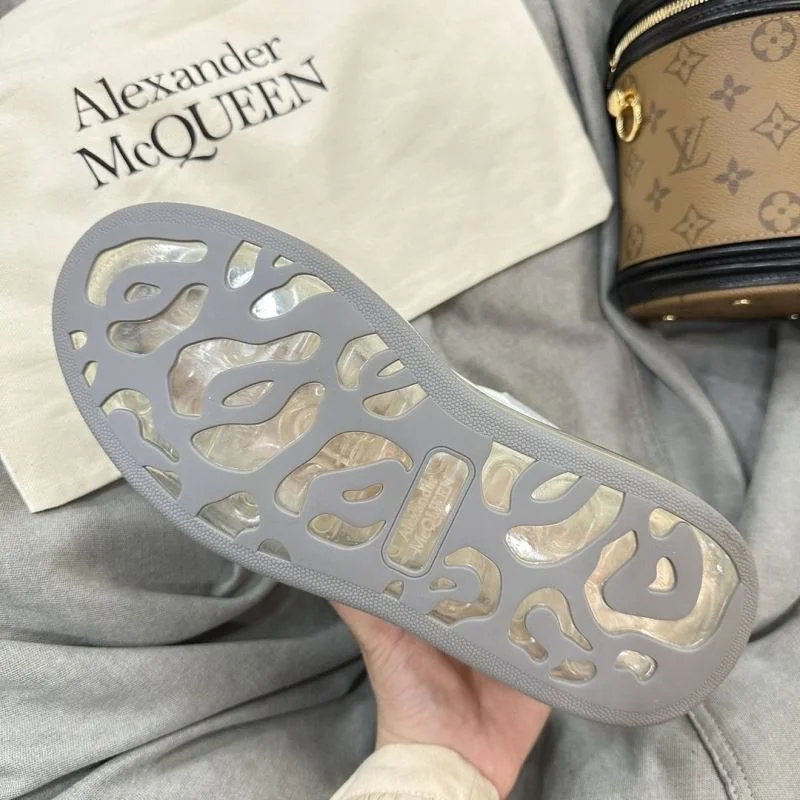 Alexander Mcqueen Low Shoes Unique 16488