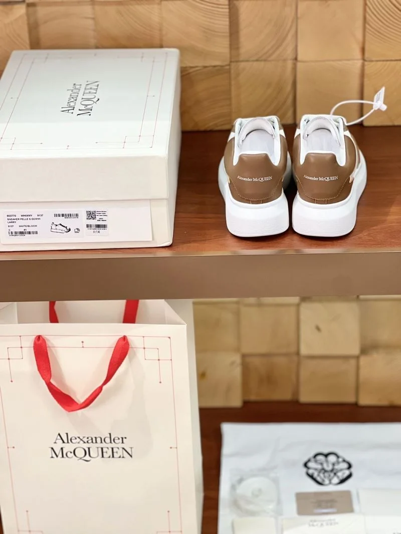 Alexander Mcqueen Low Shoes EyeCatching 16492