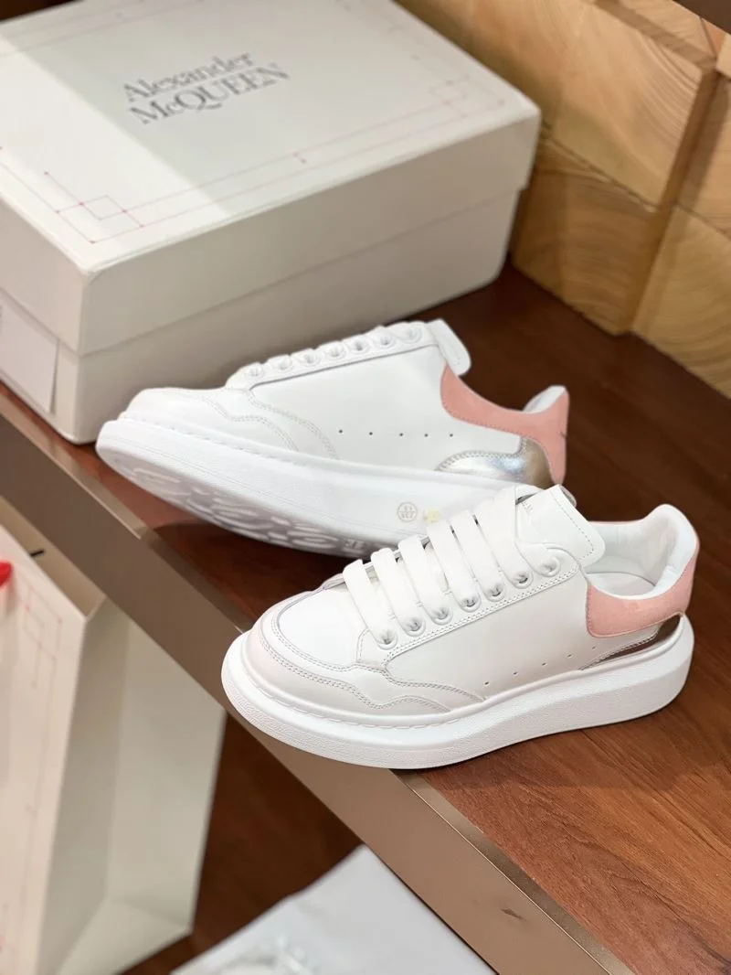 Alexander Mcqueen Low Shoes Efficient 16482