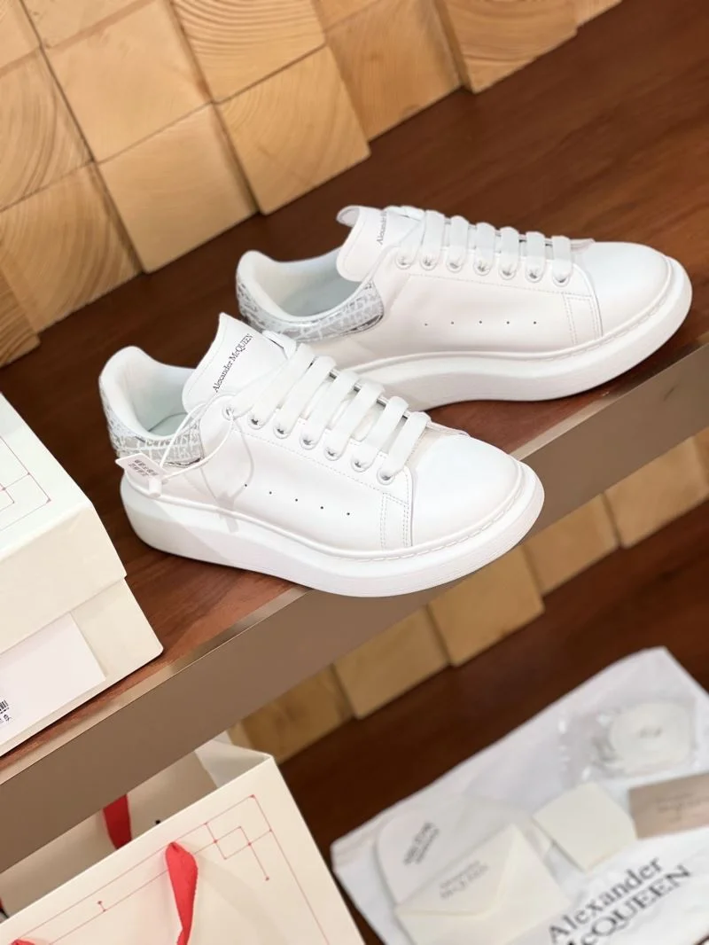 ComfortFit Alexander Mcqueen Low Shoes 16483
