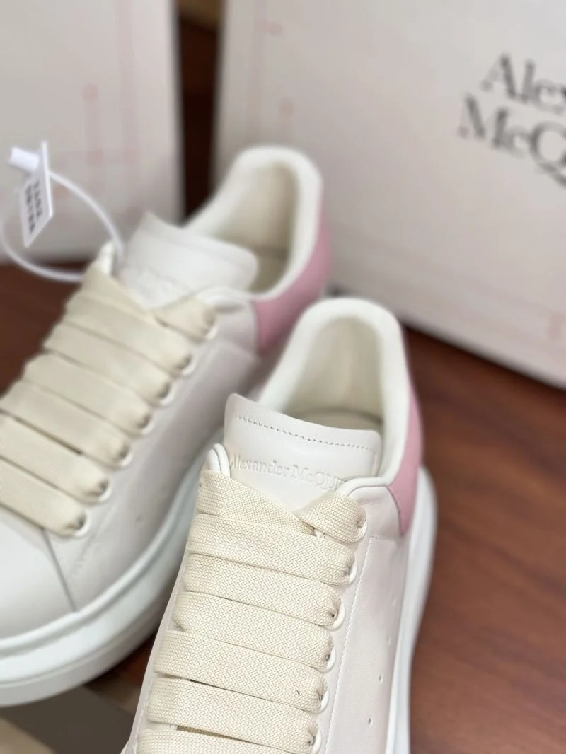 Alexander Mcqueen Low Shoes Resilient 16526
