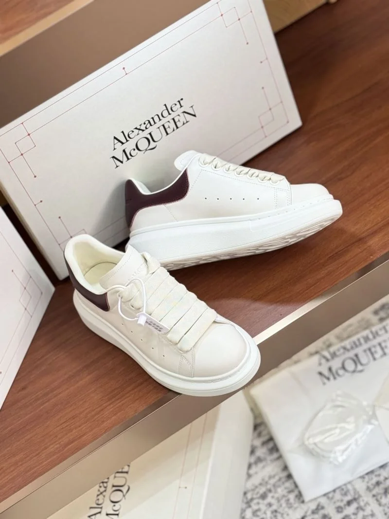 FreshLook Alexander Mcqueen Low Shoes 16530