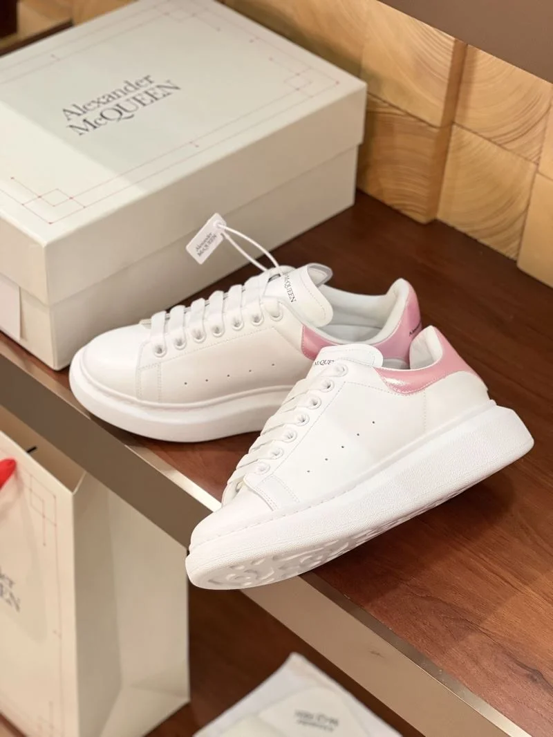 Alexander Mcqueen Low Shoes ZipUp 16371