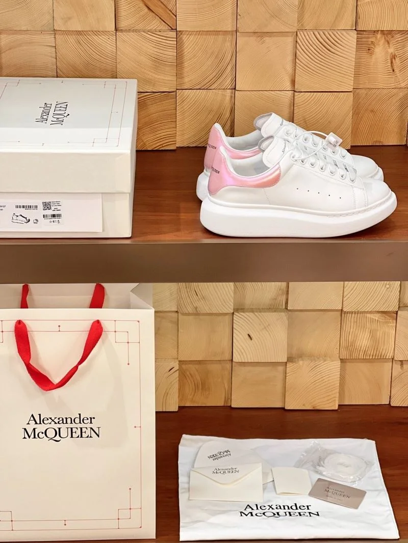 Alexander Mcqueen Low Shoes ZipUp 16371