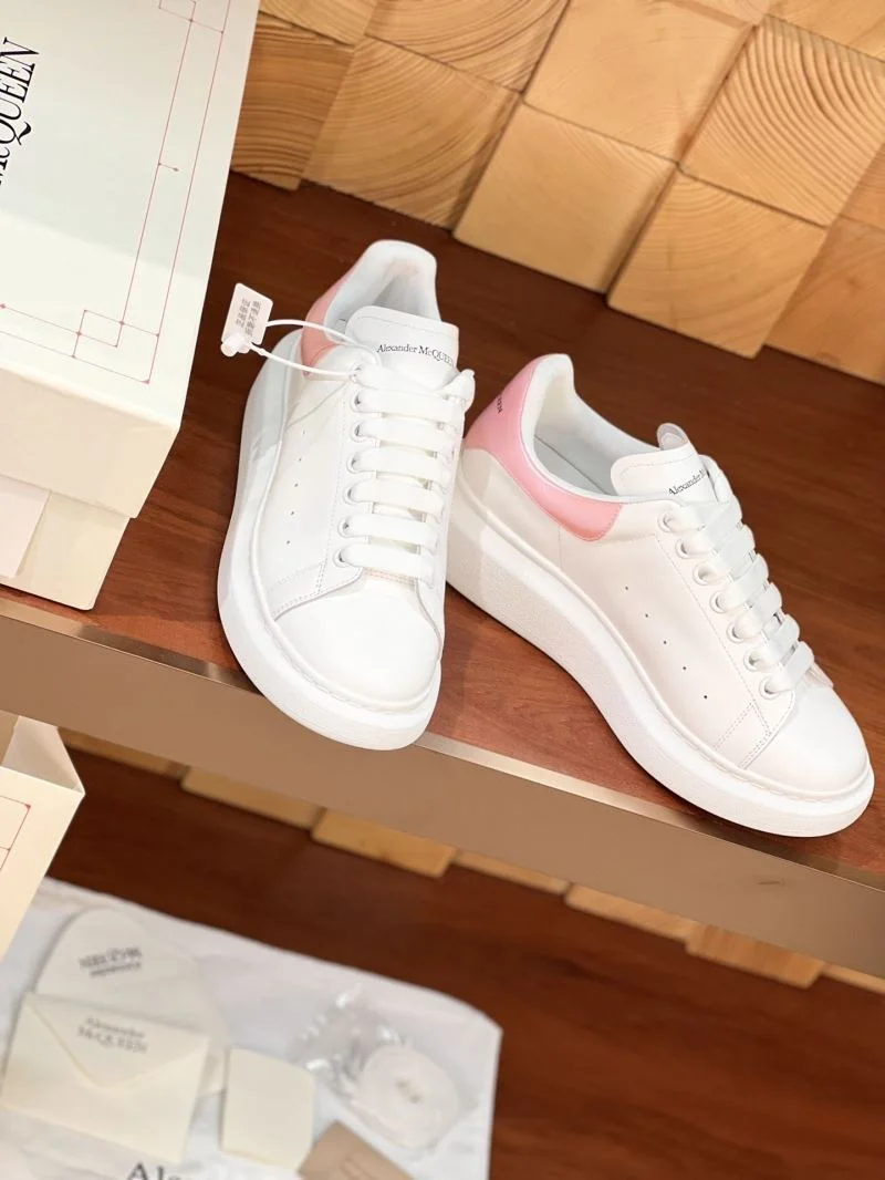 Alexander Mcqueen Low Shoes ZipUp 16371