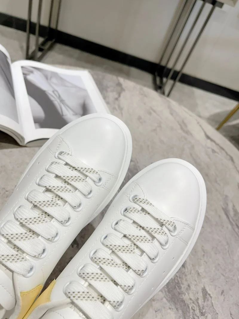 Alexander Mcqueen Low Shoes Flexible 16421