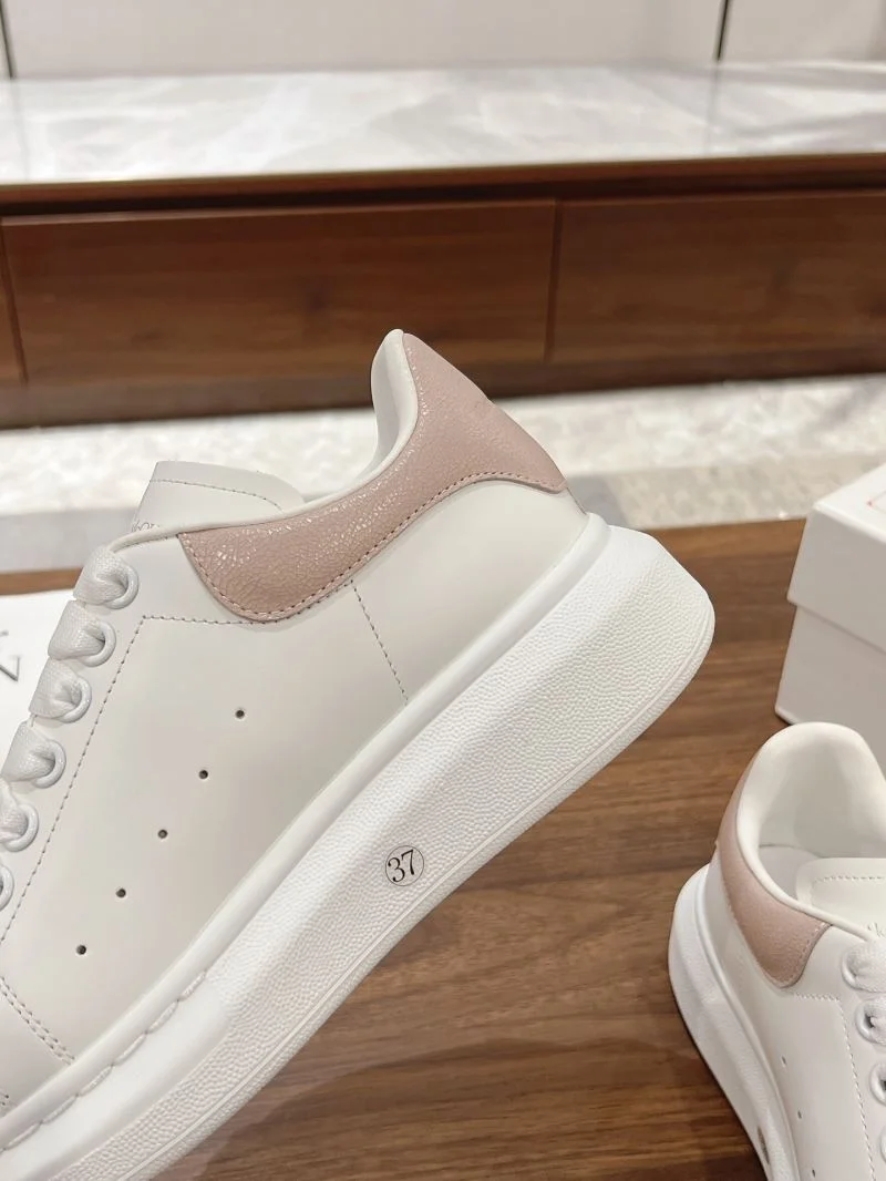 Alexander Mcqueen Low Shoes Stretchable 16350