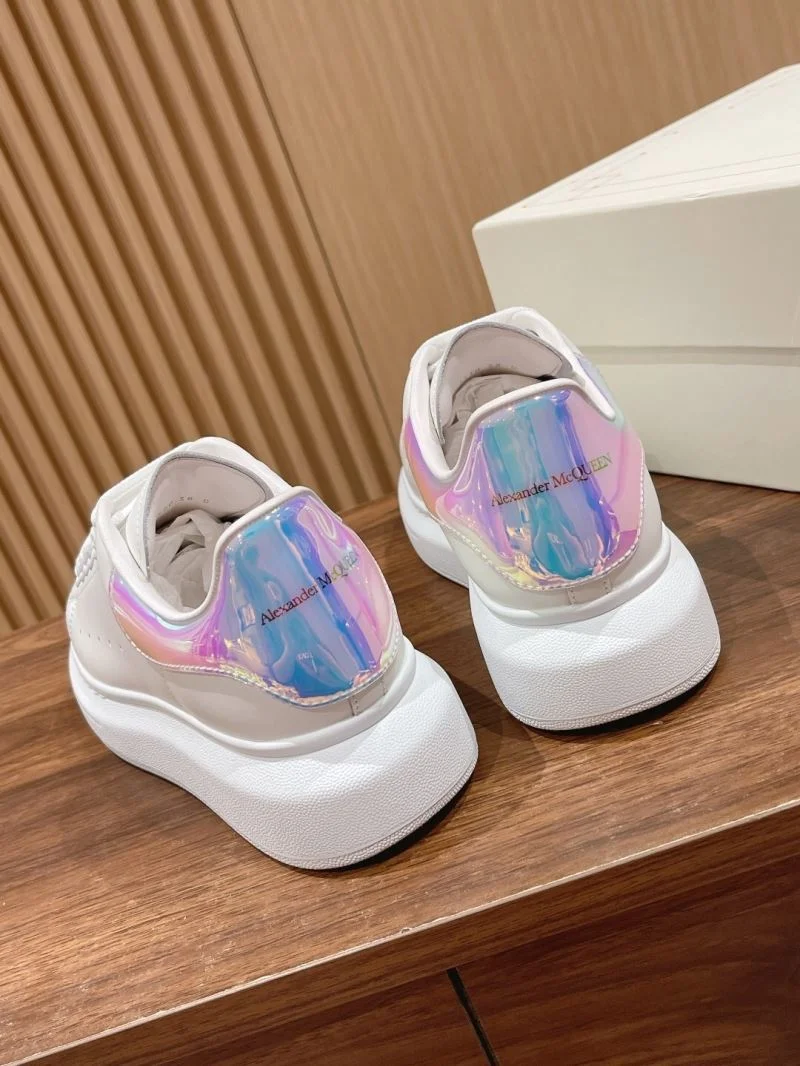 Alexander Mcqueen Low Shoes Refined 16351